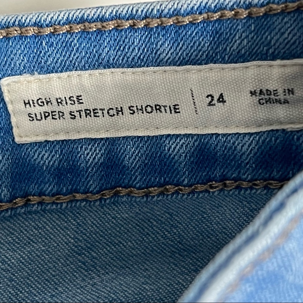 PACSUN Shorts Lightwash denim high rise super stretch cuffed Shortie 24 - Picture 9 of 9
